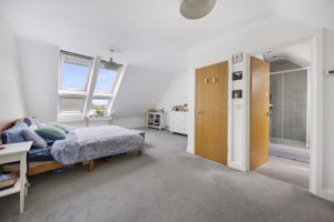 Comley Crescent
